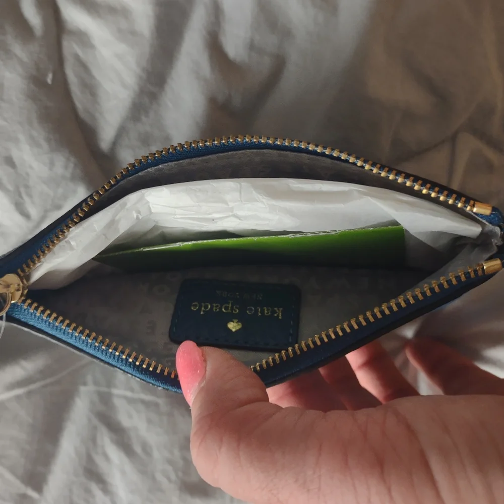 NWT Kate Spade Blue Pebbled Leather Wristlet